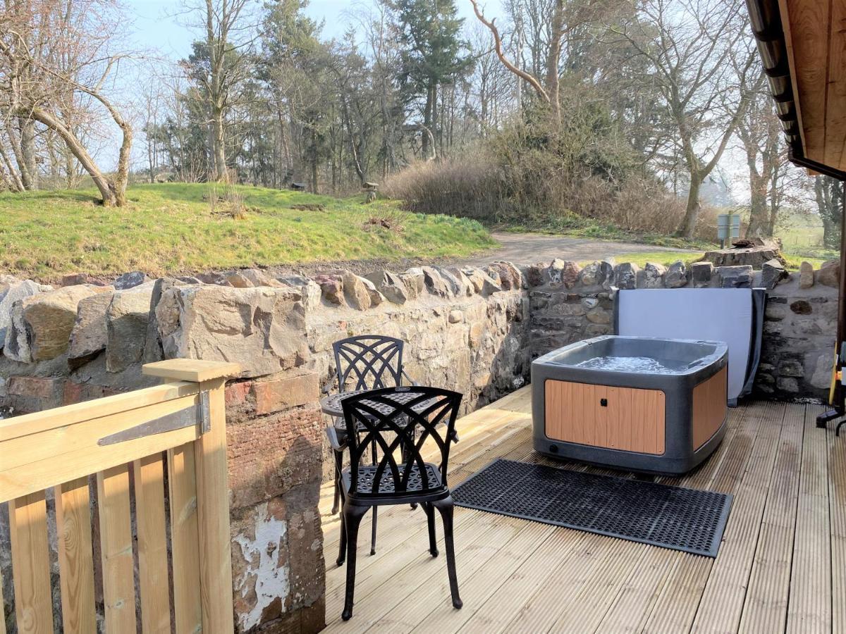 Partridge Lodge With Hot Tub Forgandenny Exterior foto